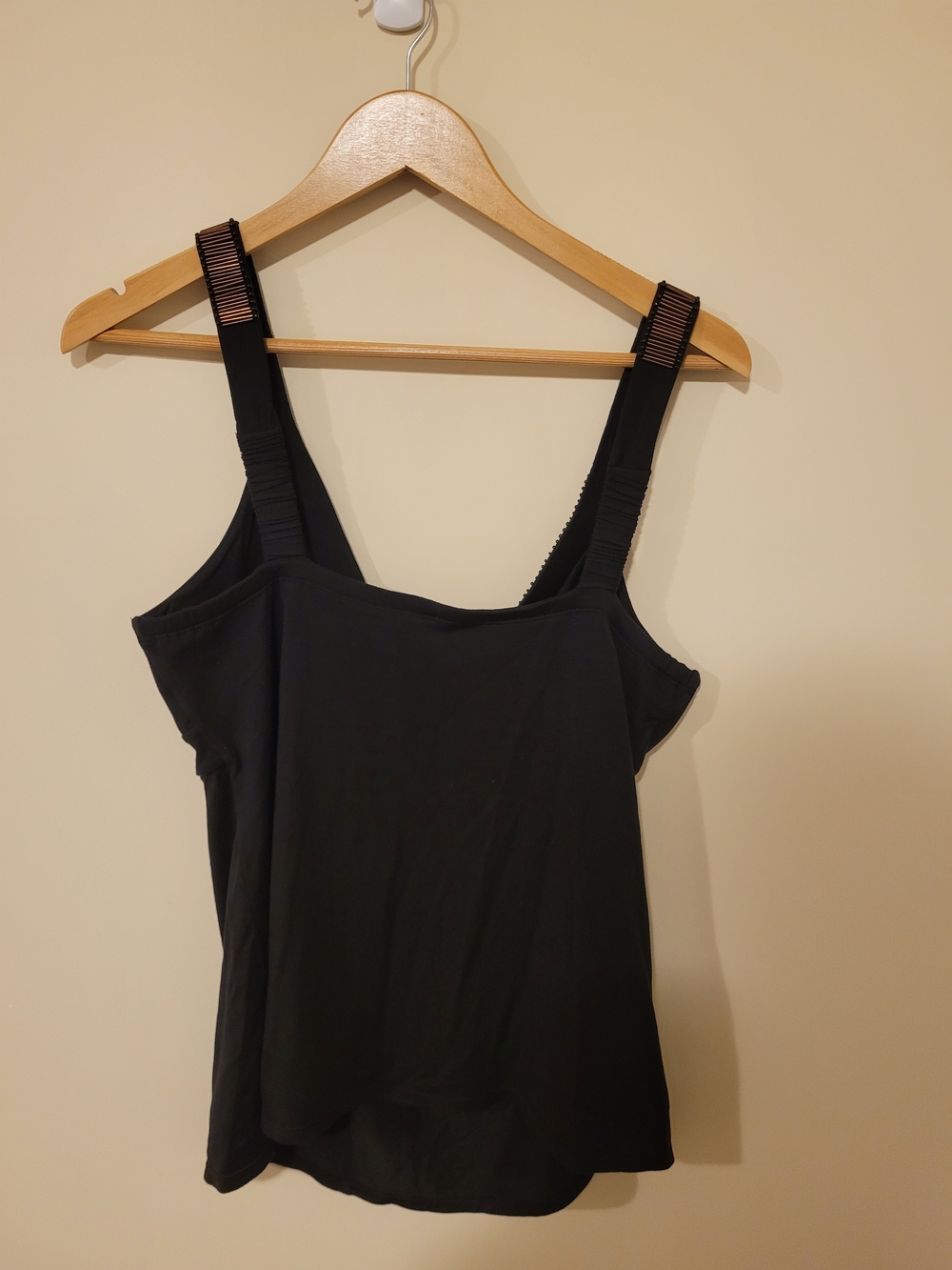 Brand New Guess Jeans Women's Black Embellished Beaded V-Neck Tankini Top Size L - Picture 2 of 3